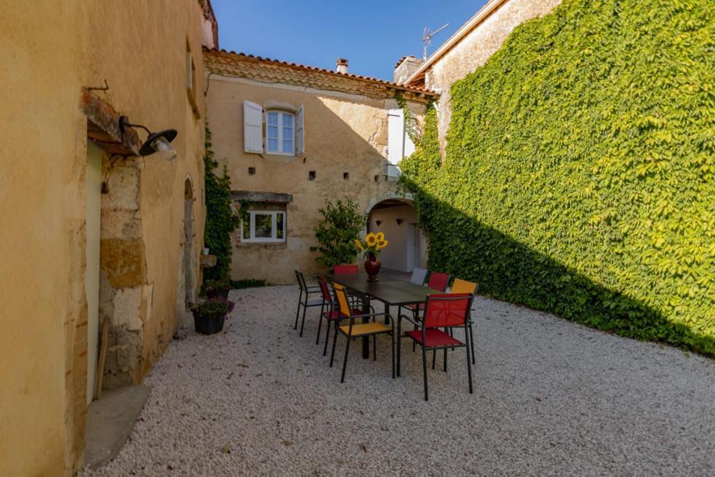 Bed and Breakfast Domaine De Laplan Cezan Екстер'єр фото
