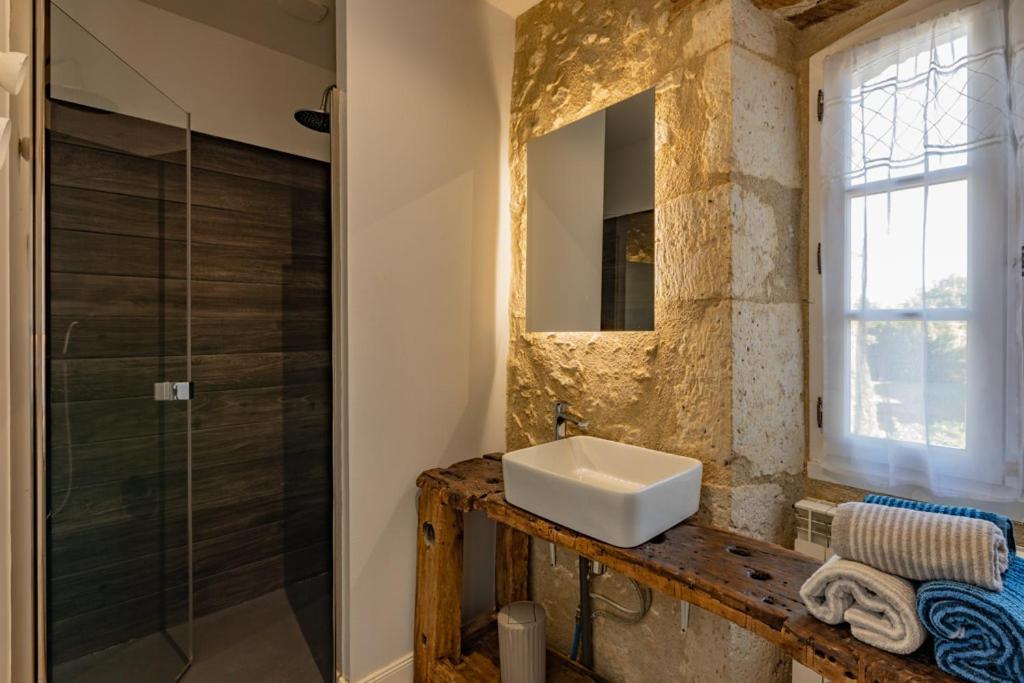 Bed and Breakfast Domaine De Laplan Cezan Екстер'єр фото